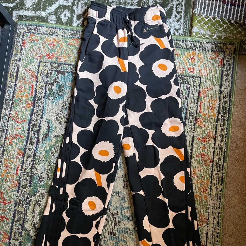 Adidas x marimekko womens pants xxs halo blush new with tags